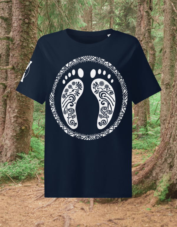 Women White Sabe Navy Blue